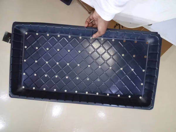 Fast-Drainage Hydroponic Trays - With Holes