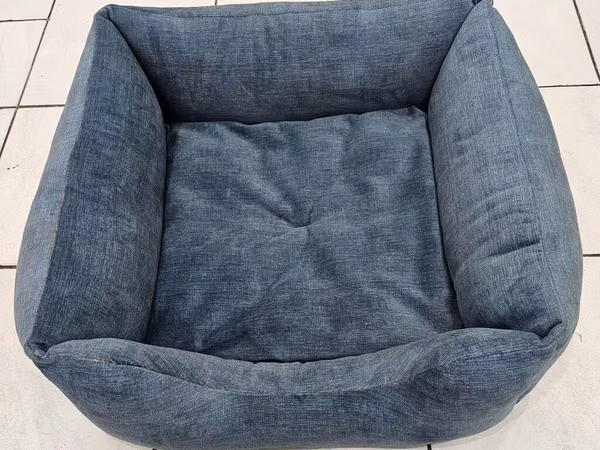 Ev heyvanları üçün yumşaq yataq - Növ: it/pişik yatağı, kvadrat