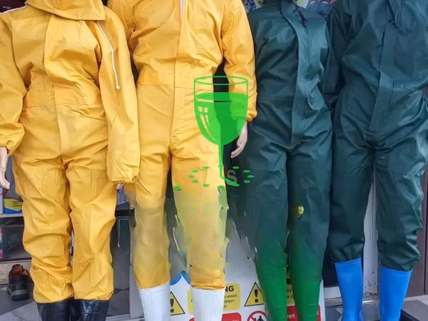 Chemical Spray Suits/Hazmat Suits