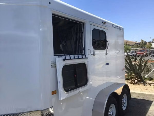 Trails West 2026 Manufacturing 2 Horse Bp Trailer Horse Trailer