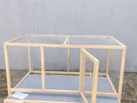 Taxta karkaslı, metal torlu geniş heyvan qəfəsi - Material: təbii — Foto 1