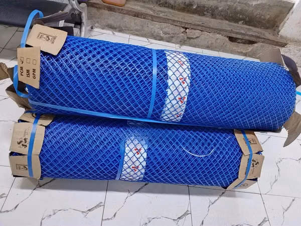 Weather -Resistant PVC Chicken Mesh