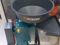 Powder Crusher With 3hp Electric Motor — 照片 1